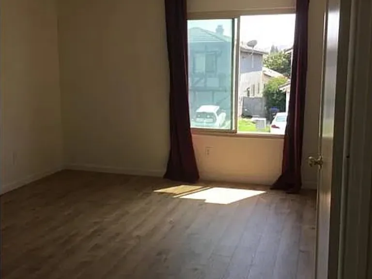 15484 Colt Ave — Photo 13