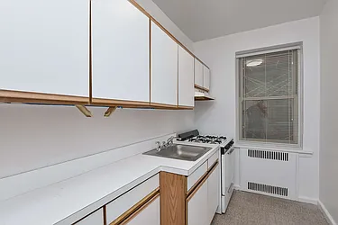 Sold by Houlihan Lawrence
