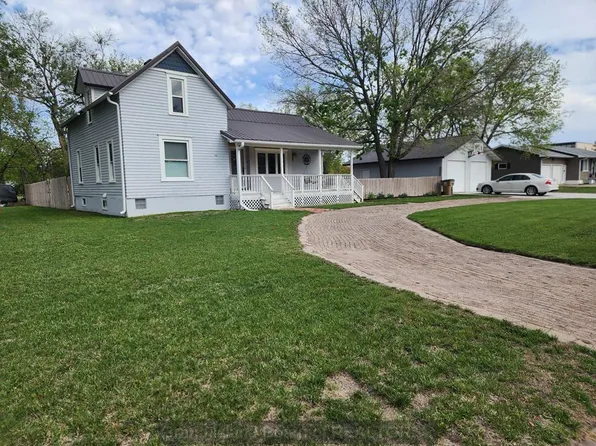 1316 Sheridan St, Saint Paul, NE 68873