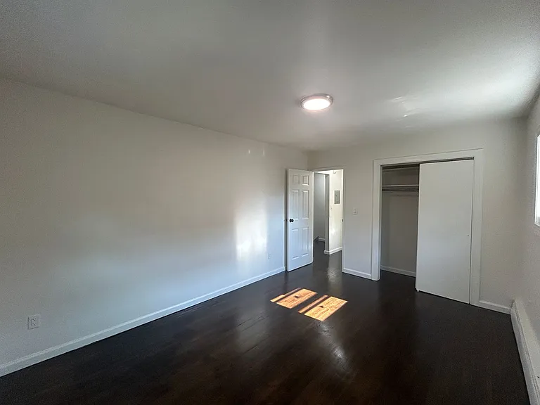 1311 Washington Ave — Photo 8