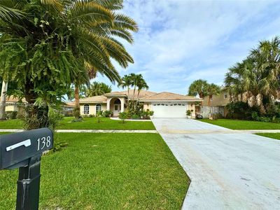 138 Park Rd N, Royal Palm Beach, FL, 33411