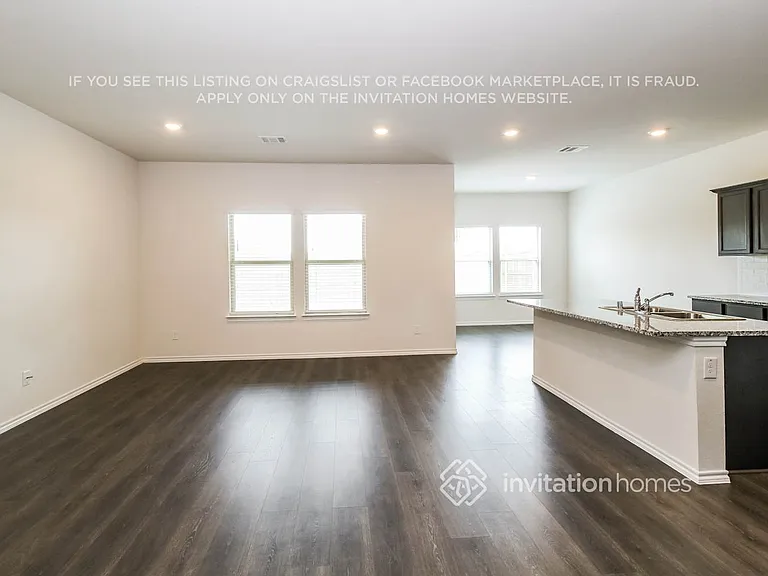 3124 Glazner Dr — Photo 3