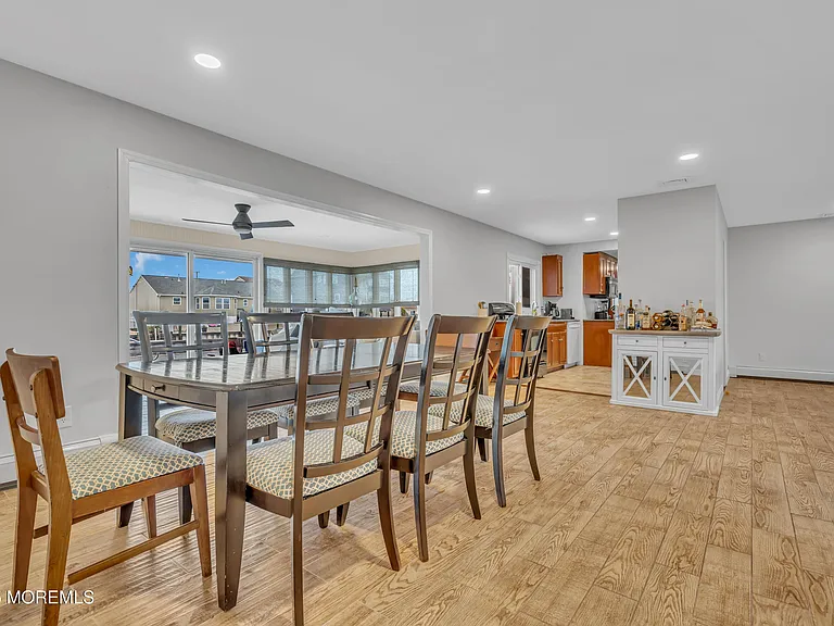 20 Venetian Ct — Photo 9