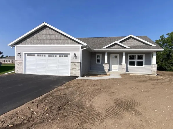 774 Red Sunset Court, Plover, WI 54467