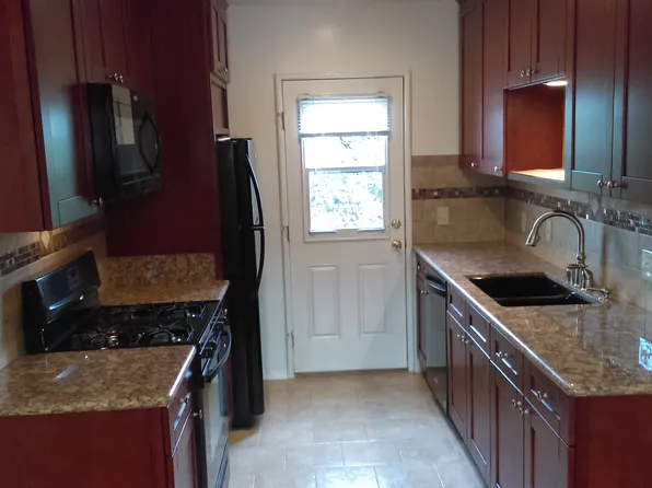 202 W Chevy Chase Dr, Glendale, CA 91204