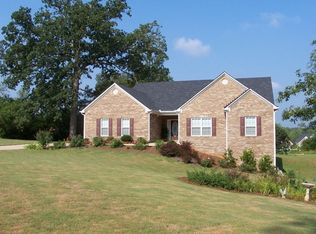 224 Point Ridge Ct, Temple, GA 30179