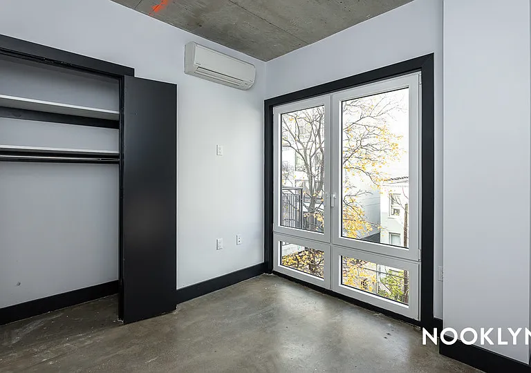 639 Foster Ave #503 — Photo 8