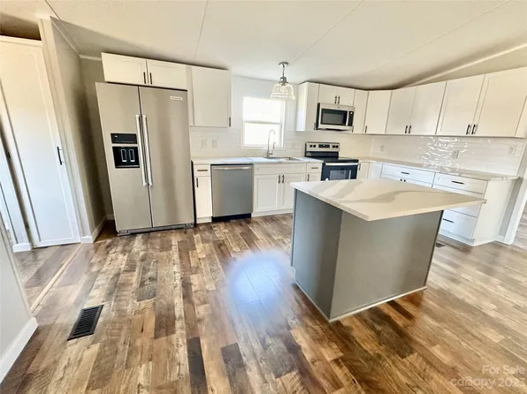 1118 Ostwalt Amity Rd, Cleveland, NC 27013
