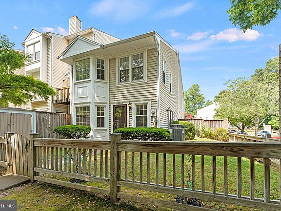 2nd image of 6026 Chestnut Hollow Ct