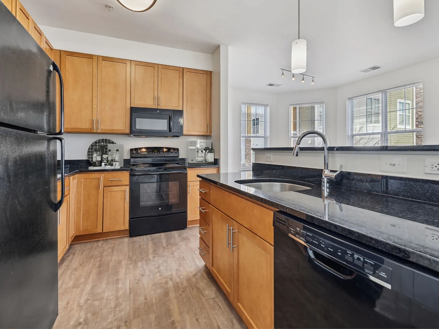 Prospect Hall Apartments — Photo 4