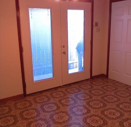 4th image of 4200 Eureka St APT F