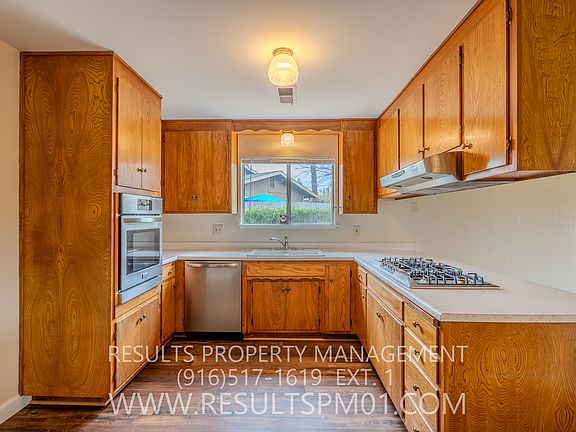 5th image of 1806 Hastings Ct