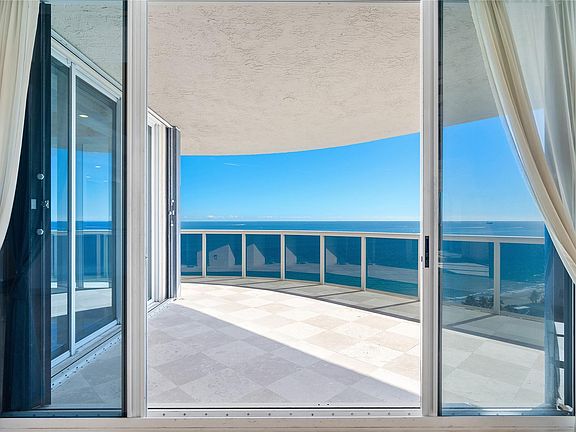 2nd image of 3100 N Ocean Boulevard #1910