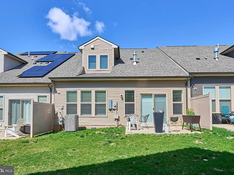 15563 Blue Lotus Ln — Photo 38