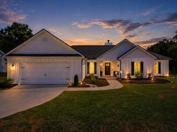 189 Marie Ct, Bethlehem, GA 30620