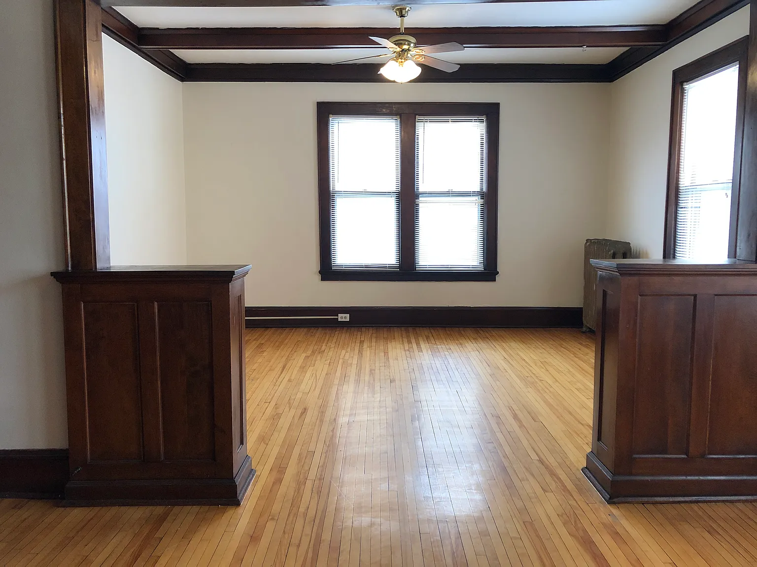 2 bed, 800 sqft, $1,300 — Photo 3