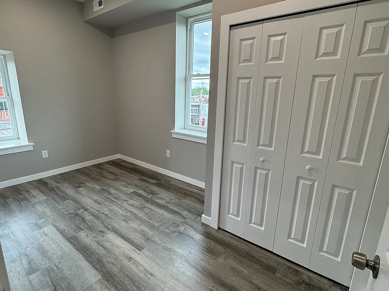 6658 Keystone St #9 — Photo 5