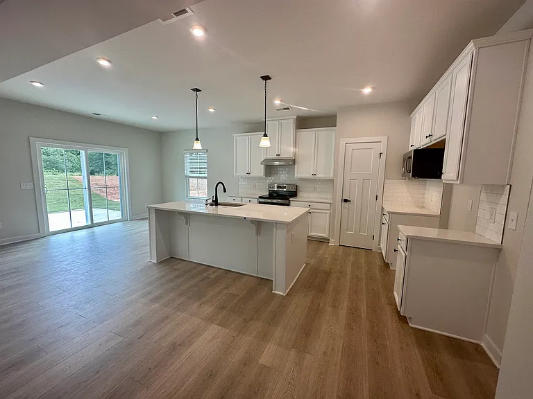 733 Lady Fern Dr — Photo 6