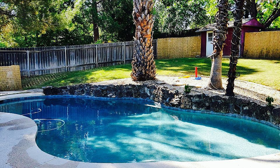 1st image of 7616 Kensington Dr