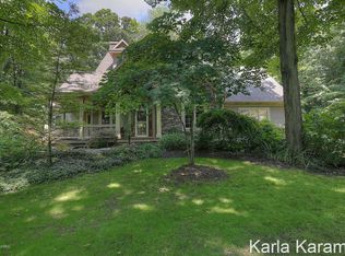 2585 Winding Ridge Trl NE, Rockford, MI 49341