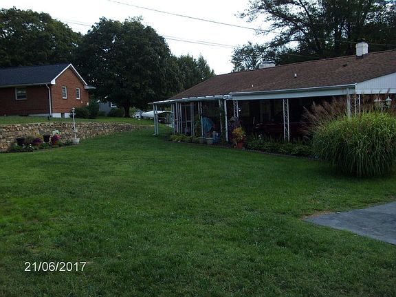 5th image of 3411 Willetta Dr