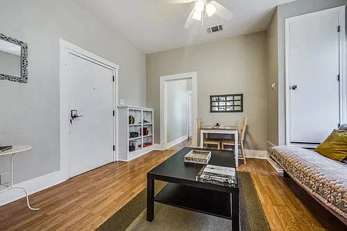 215 Blanco Rd #4 Photo 1
