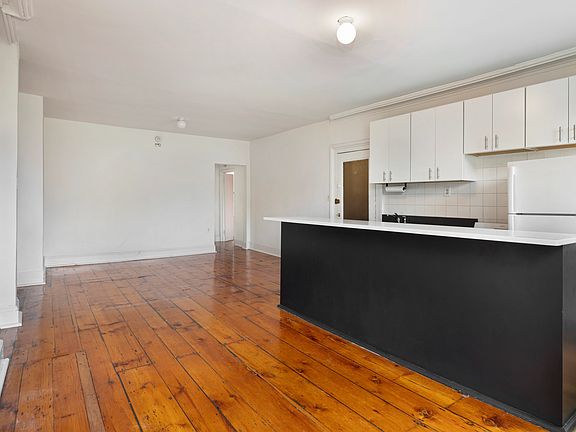 4th image of 407 Sackett St