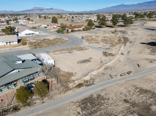 401 Happy Canyon Rd, Pahrump, NV 89048