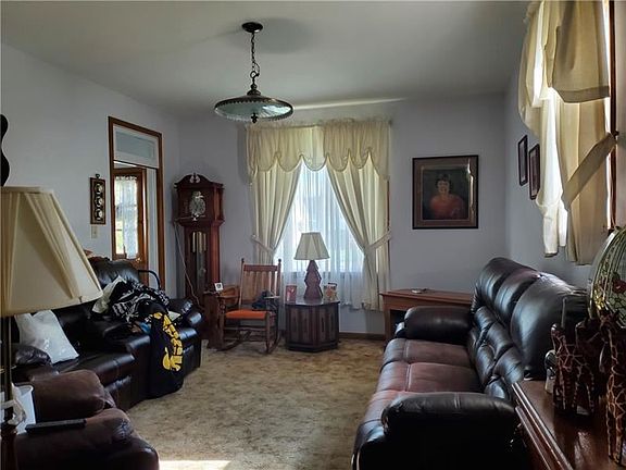 3rd image of 312 Leech Ave