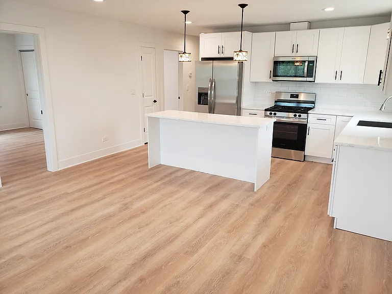 6252 N Harlem Ave #2E — Photo 3
