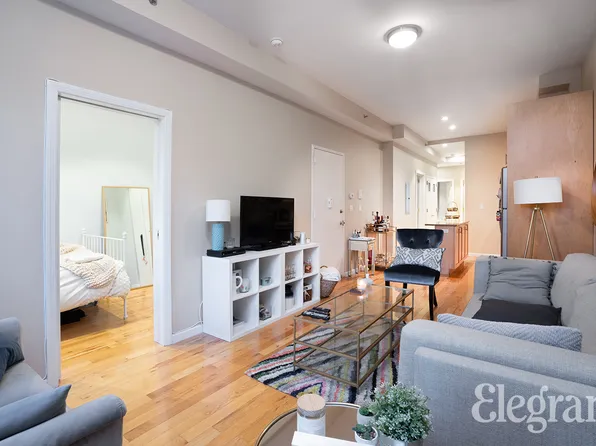 32-15 Broadway image 2 of 9