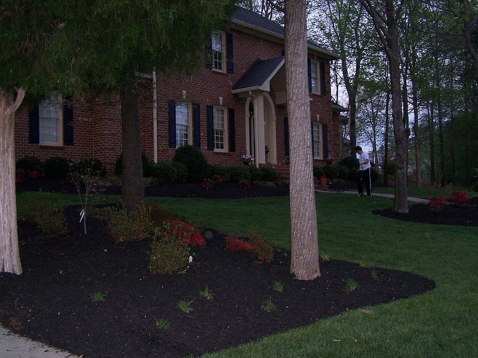 2nd image of 2209 Setliff Dr