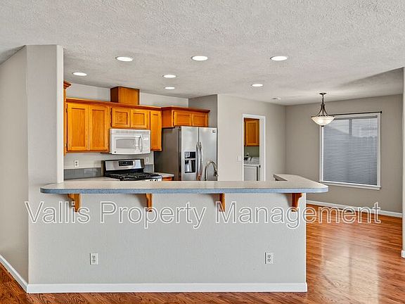 5th image of 4468 Countryside Ct NE