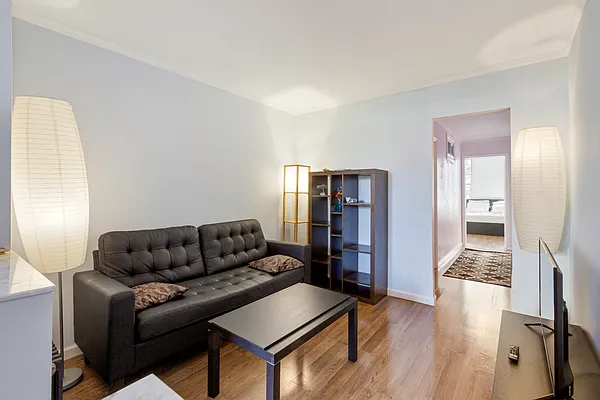 Rented by Nest Seekers International | media 10