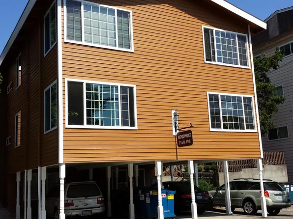716 N 45th St APT 4, Seattle, WA 98103