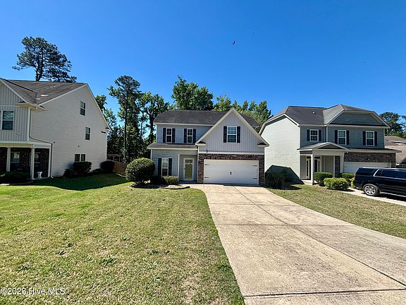 2nd image of 1426 Collins Dr