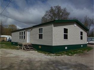 221 B Ave, Vinton, IA 52349