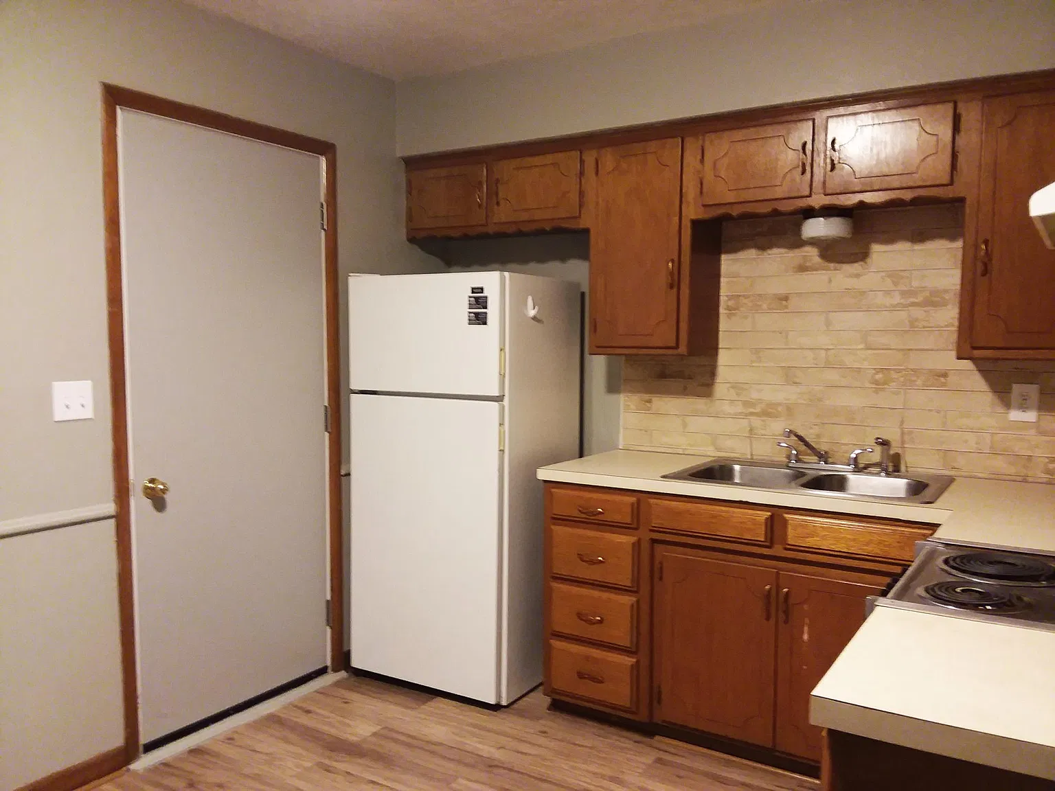 2 bed, 796 sqft, $990 — Photo 4