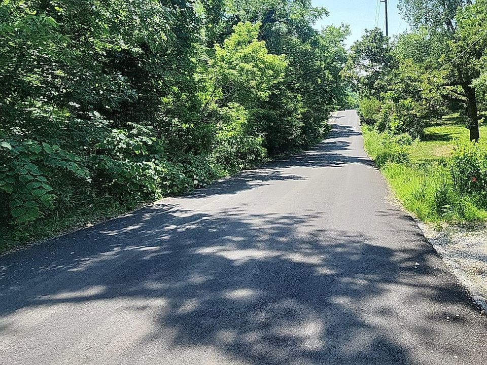 2nd image of 6938 Berry Rd