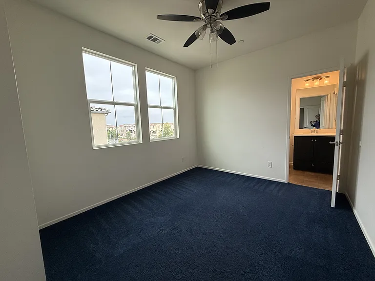 5568 Santa Alicia — Photo 7