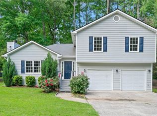 5590 Princeton Oaks Dr, Buford, GA 30518