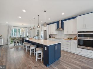 20719 Wellers Corner Sq, Ashburn, VA 20147