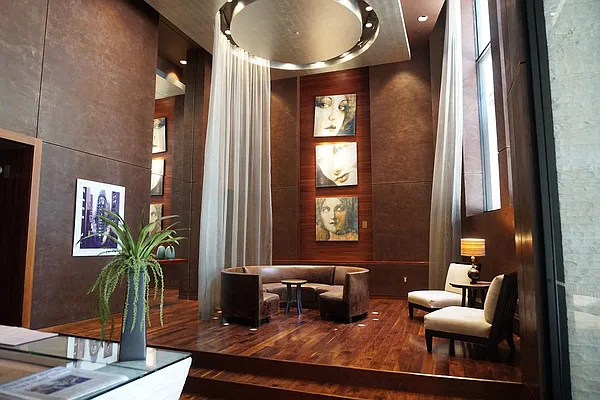 Rented by Renetta Real Estate | media 74