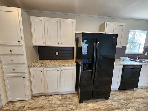 3rd image of 4359 Dogwood Blvd #472