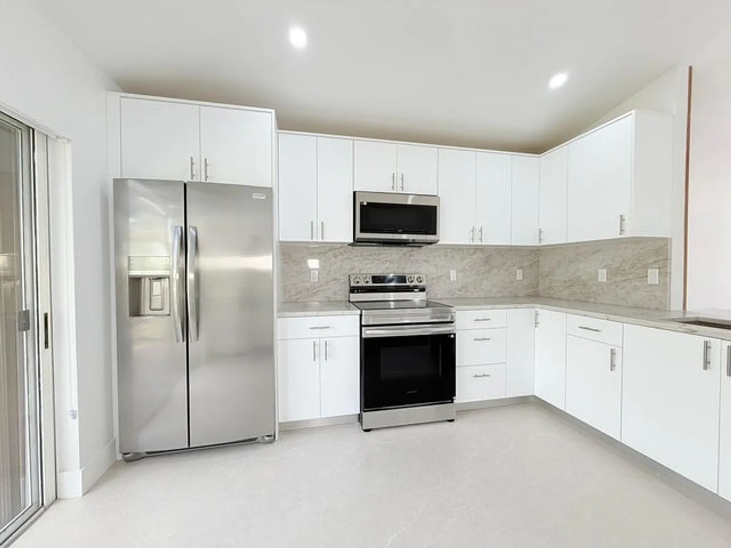 20841 NW 1st Street, Pembroke Pines, FL 33029 — Photo 4
