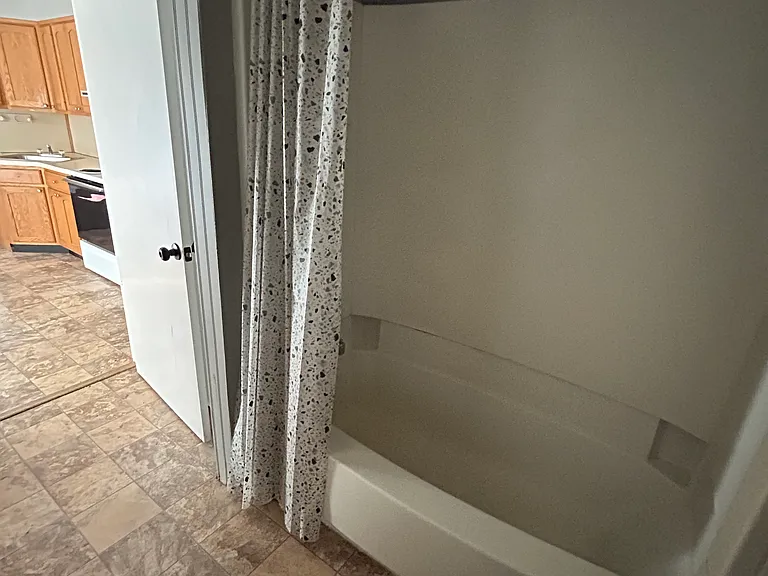110 E Main St #2 — Photo 17