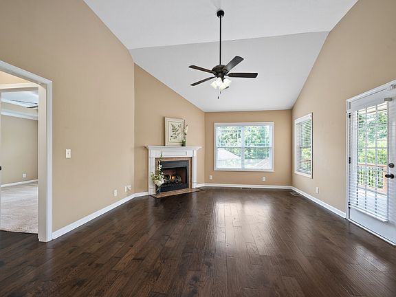 5th image of 1016 Orchard Hills Dr