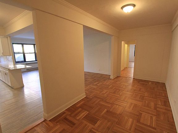 5th image of 67-76 Booth St APT 1L