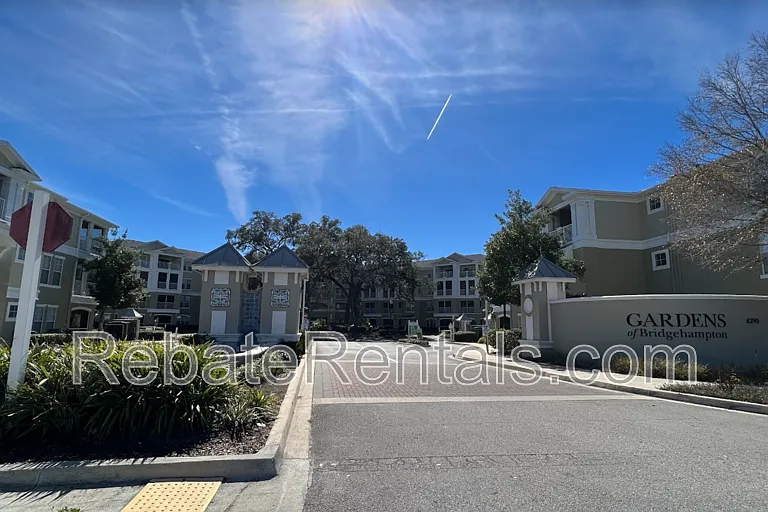 8290 Gate Pkwy #403 — Photo 2
