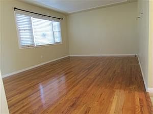 4th image of 5801 Roanoke St